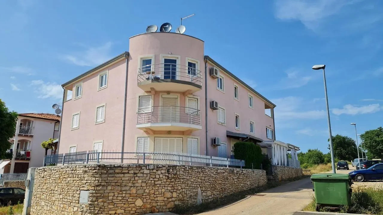 Apartment Zvonko Karigador Novigrad
