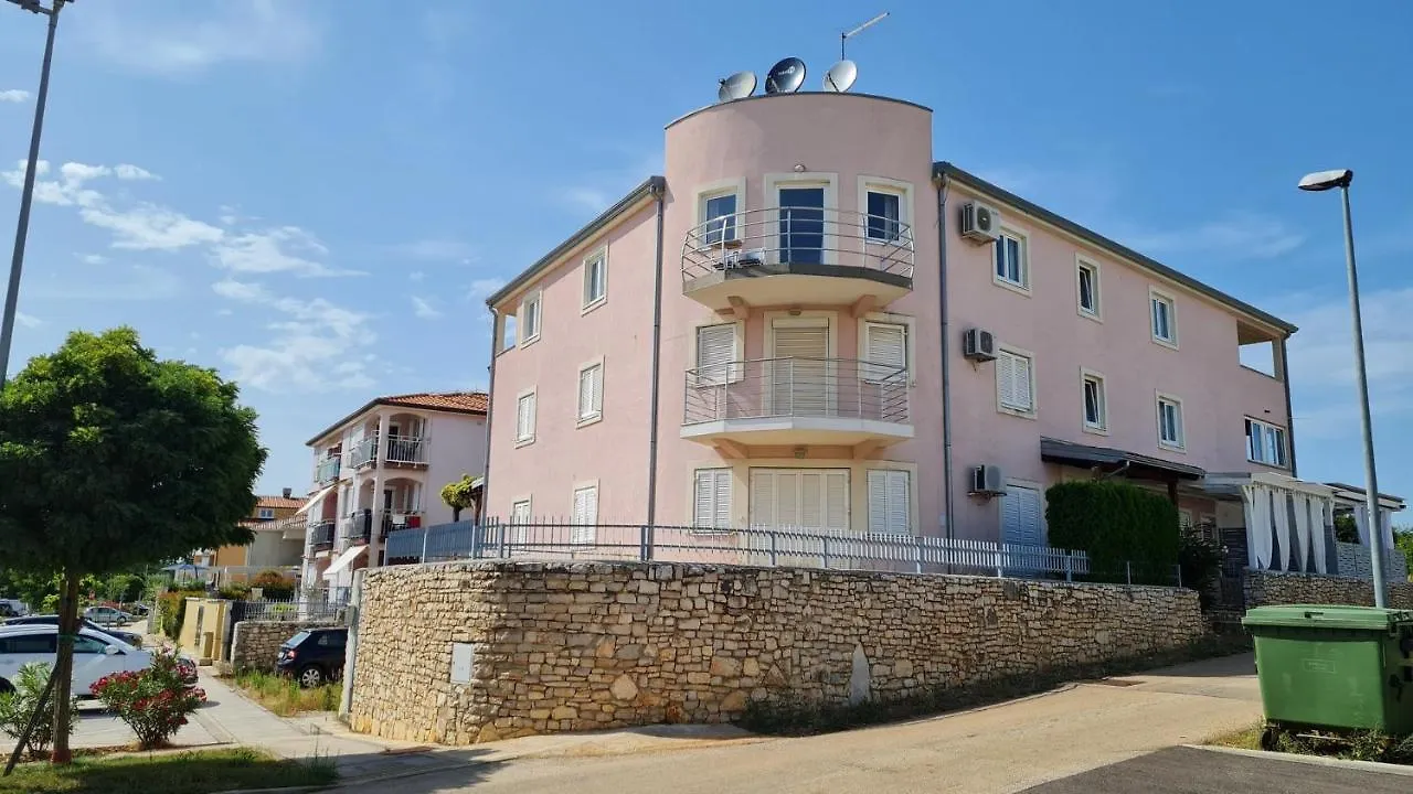 Apartment Zvonko Karigador Novigrad  Novigrad (Istria)