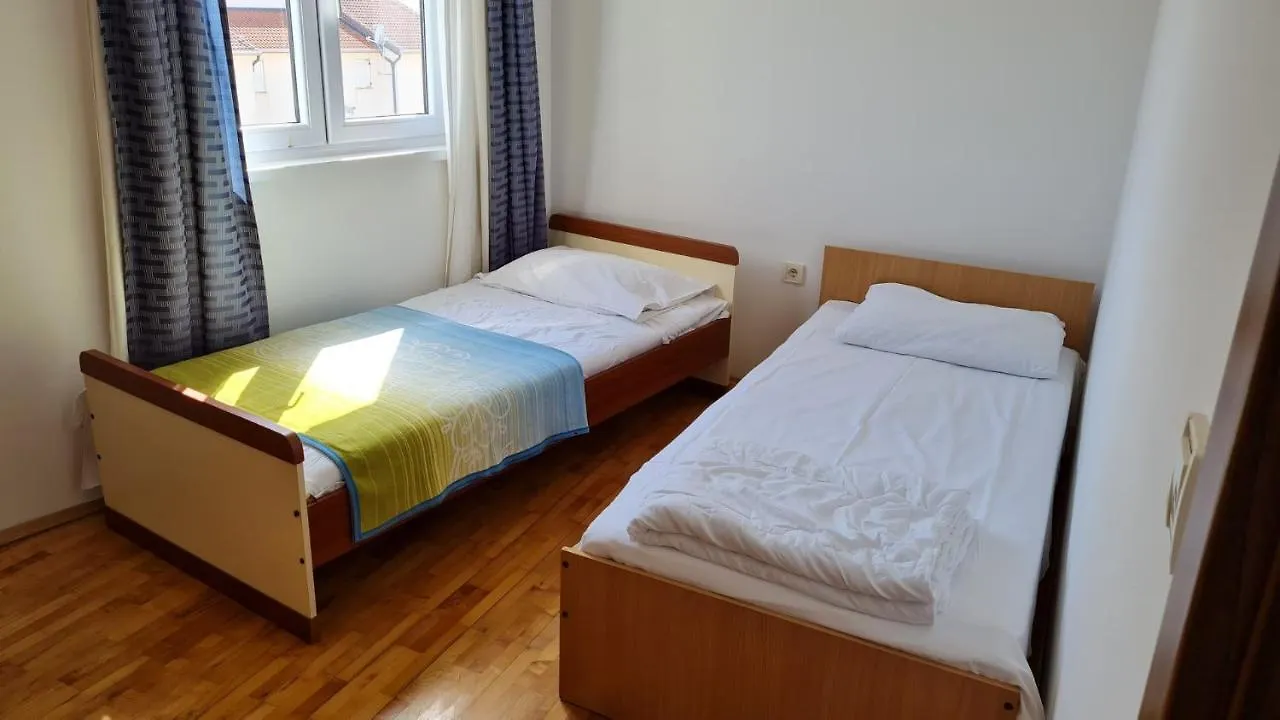 Apartment Zvonko Karigador Novigrad  0*, Novigrad (Istria) Croatia